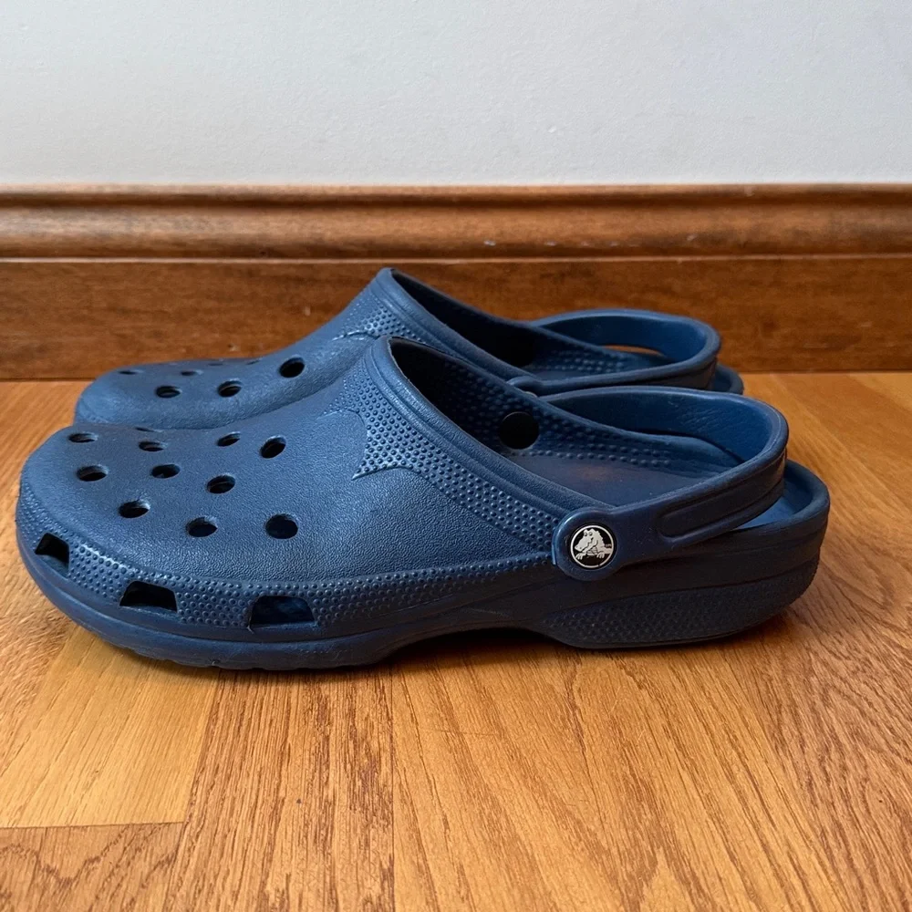CROCS Classic Clogs Navy Blue Unisex Men’s 10-11 Women’s 12-14 Great Condition! - Picture 5 of 9